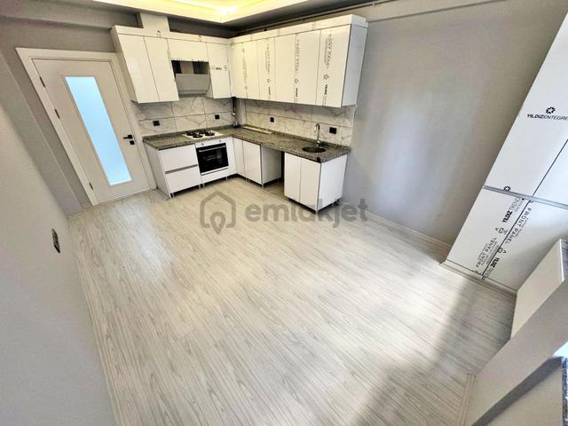 Veranka'dan Etlik Caddesinde Sıfır Full Yapılı Acill Satılık 2+1 Daire 4