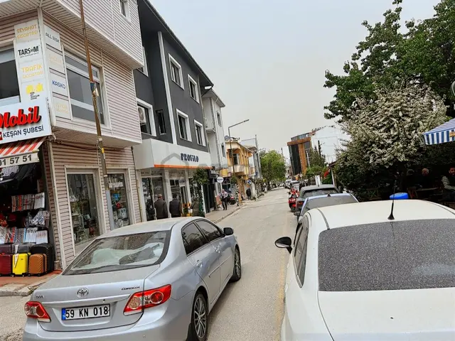Çarşı Merkezde Yatırımlık Satılık Kiracılı Dükkan 2