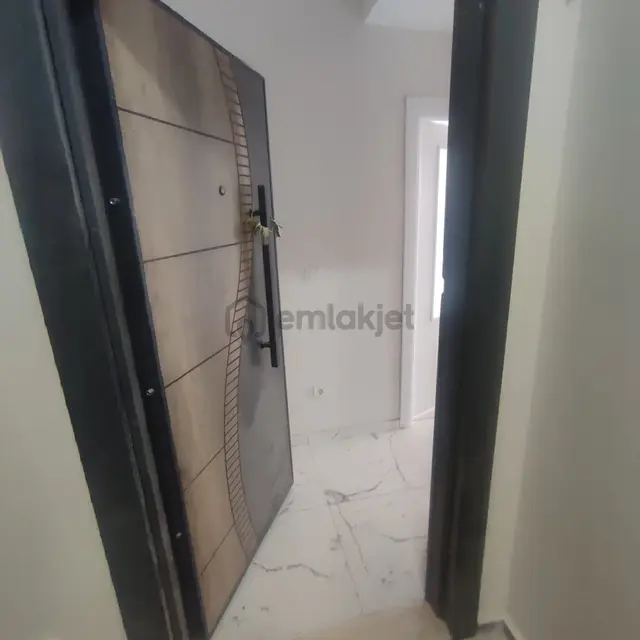 Yeni Binada Asansörlü Ferah 2+1 Kaçırılmayacak Fırsat 3