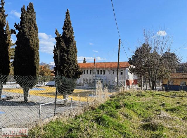 Yakaören'de Doğalgaz Elektırk Su Olan Köy İmarlı Ev Ve Arsa 4
