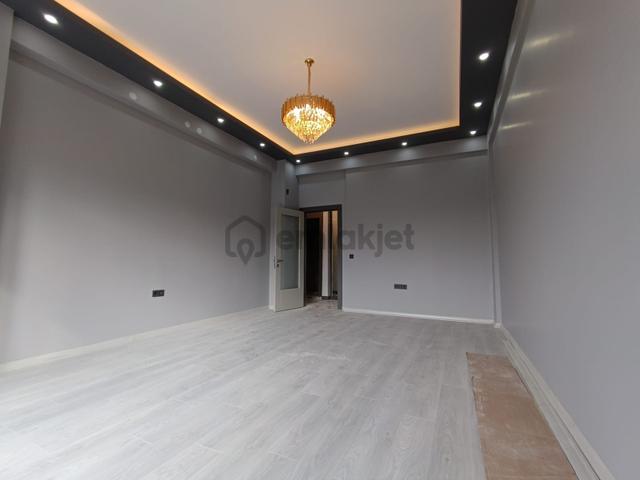 Kent'ten Şahap Gürler Mh. 1213 Cd Üzeri Y.giriş 1.kat Konumunda Çok Katlı Sitede Uygun Fiyata!!! 5