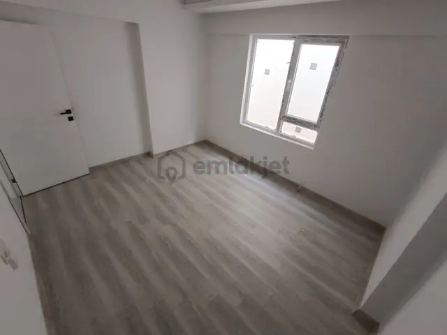 Kent'ten Akşemsettin Mh. Doğukent Cd. Ve Natavega Yakını Kot 1 Y.giriş Konumunda Uygun Fiyata!!! 5