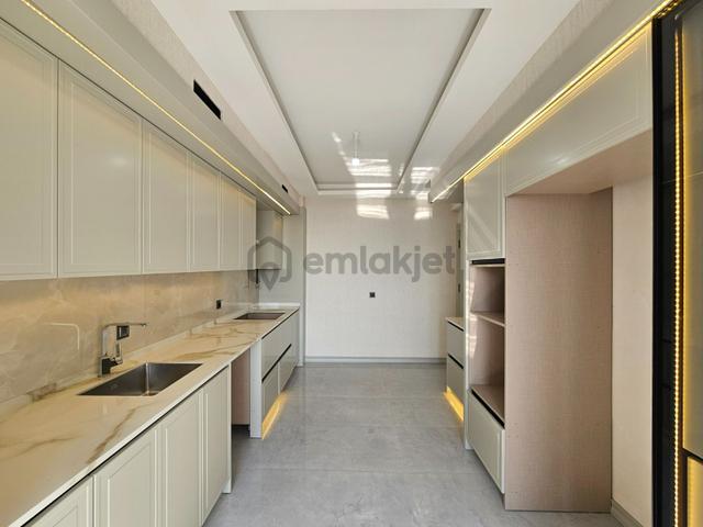 Mete Konakları Yakını Ultra Lüx 3+1 Daireler 4