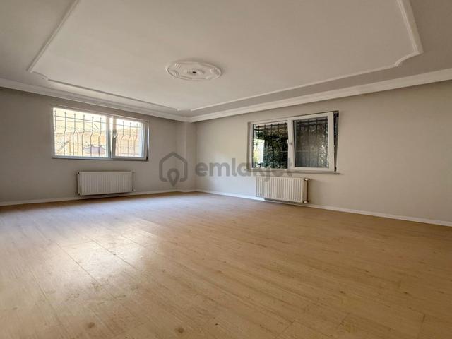 Yakuplu Mahallesi 3+1 Satılık Daire Çift Bahçeli 135m2 Fırsat !! 5