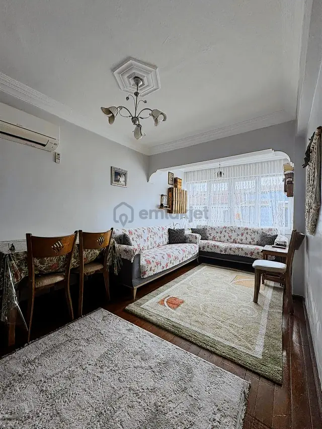 Ayvalık Hayrettinpaşa Mahallesinde Satılık 3 Daire 2