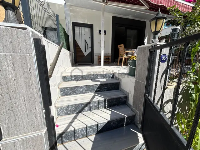 İzmir Seferihisar Payamlı'da Plaja 500 M Ferah Yapılı 3+1 Satılık Villa 4