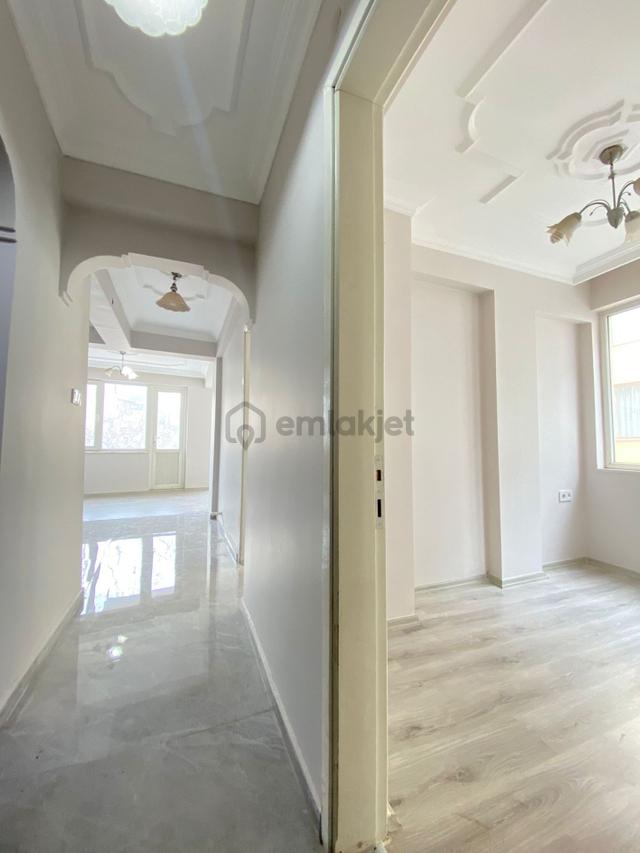 ✅utku Mahallesi🏡 ✅2+1 80m2 4 Katlının 3 Katı ❇️full Tadilatlı Özelikli Petek Kombili 2