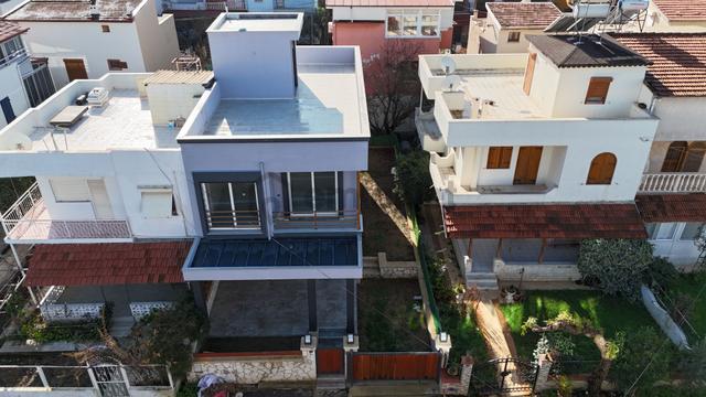 İzmir Seferihisar Payamlı'da Merkezi Konumda Müstakil Ferah Yapılı Satılık 3+1 Villa 3