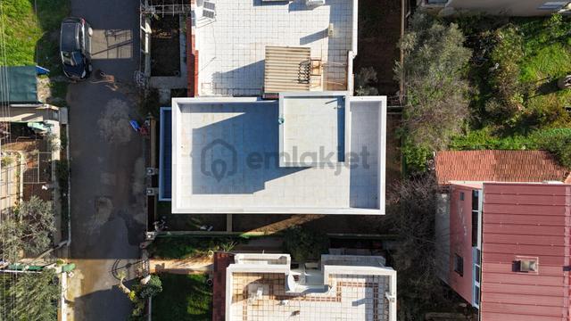 İzmir Seferihisar Payamlı'da Merkezi Konumda Müstakil Ferah Yapılı Satılık 3+1 Villa 4