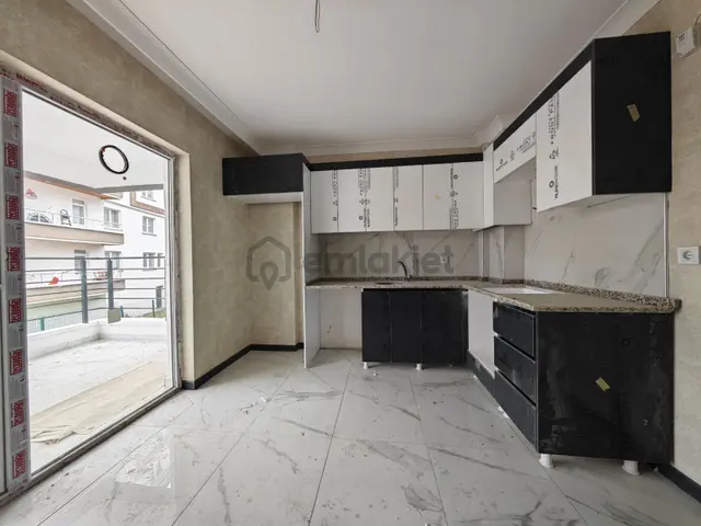 Bostancık Cad. Yakını Sıfır Binada Ara Kat Satılık 3+1 Daire !!! 3