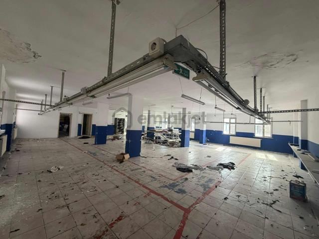 Önlü'den Mehmet Akif'de 450m2 İki Katlı Kullanışlı İş Hanı 5