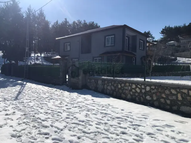 Kar Emlaktan Yenikonacık Kırıntı Mevkiinde Bitişik Nizam 2+1 Satılık Dubleks Villa 1
