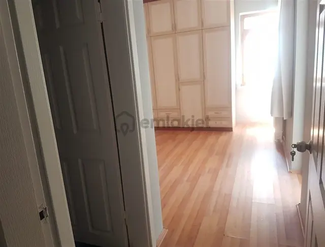 Bursa Nilüfer Beşevler De Site İçi Havuzlu - Acil Satılık 2.kat 3+1 Manzaralı Daire 6.700.000 Tl 4