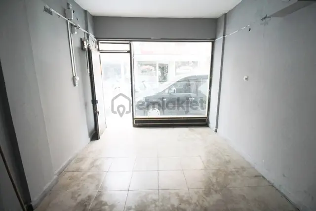 Çorlu Merkezde 15m² Kiralık Dükkan – Belediye Meydanına 200m 5