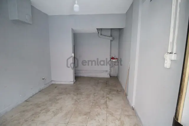 Çorlu Merkezde 15m² Kiralık Dükkan – Belediye Meydanına 200m 4