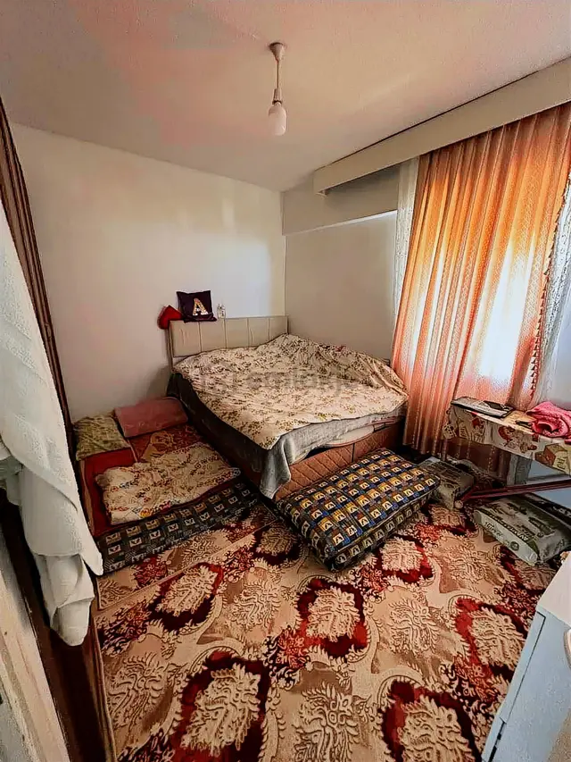 Uçandan Akbelende Uydukent Sitesinde 3+1 Krediye Uygun 5
