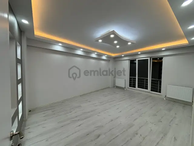 Çorlu Şeyhsinan Mah Arakat 3+1 Satılık Daire 1