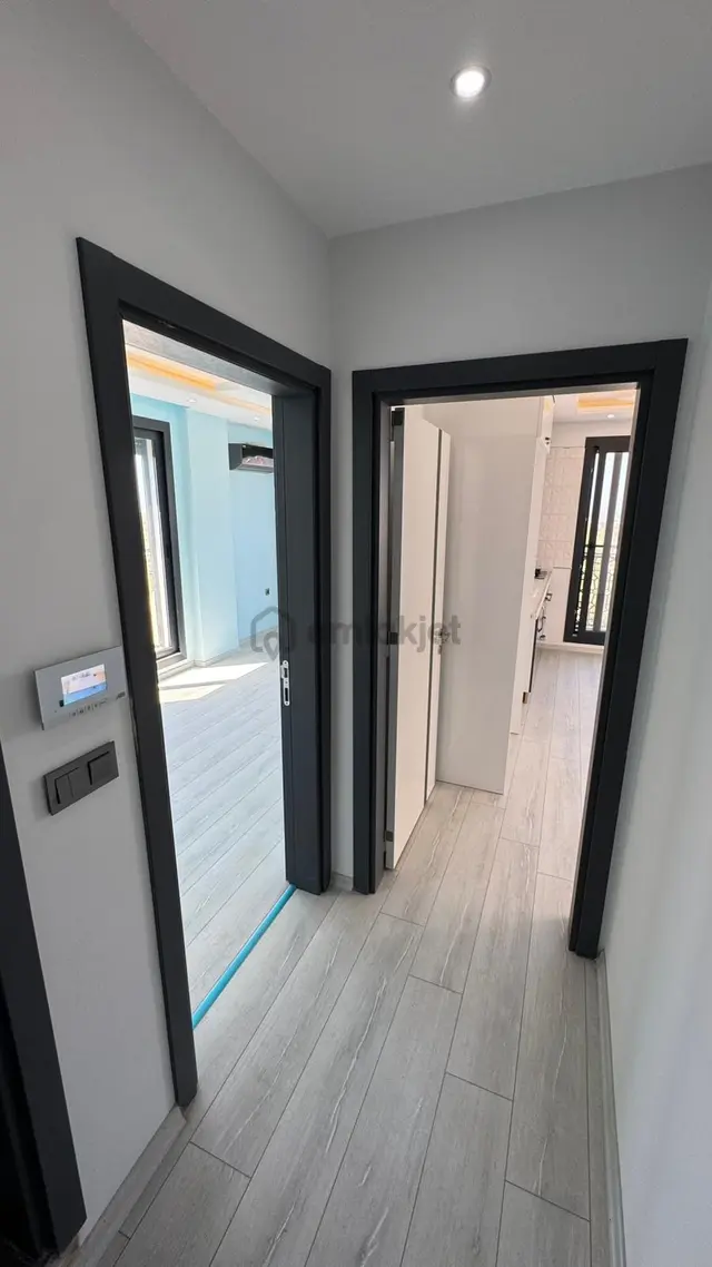 Aydın Didim Efeler Mah. Orta Kat Eşyasız Her Odadan Deniz Manzaralı Asansörlü 1+1 Daire 5