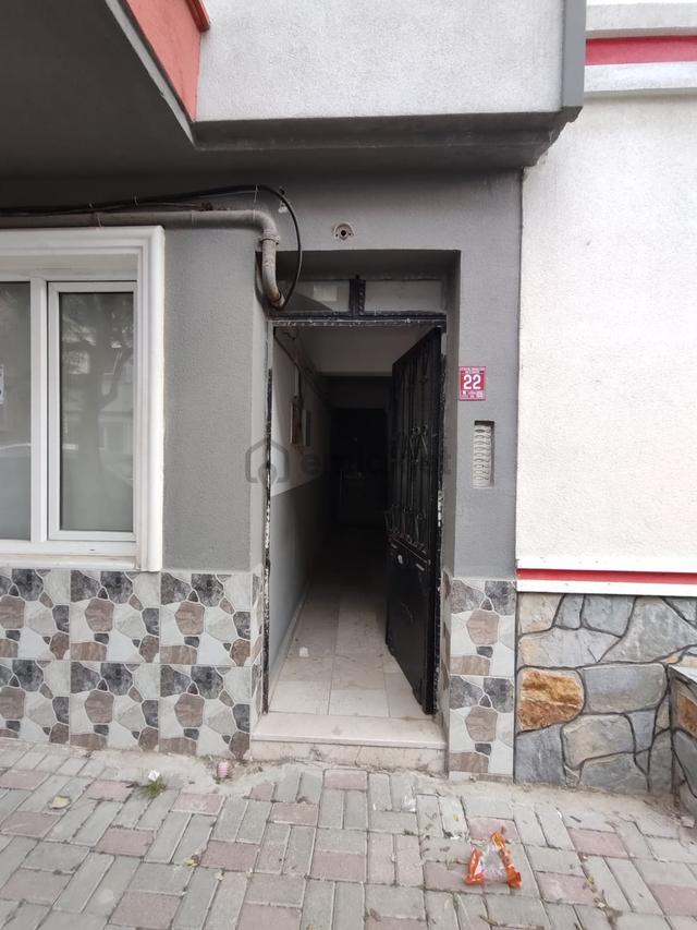 Bandırma 17 Eylül Mahallesi 2+0 Acil Satılık Daire 3