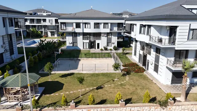 Didim Merkezde Havuzlu Site İçerisinde Satılık Fırsat Daireler 2