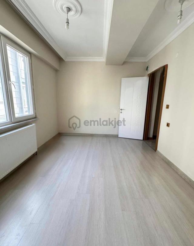 Çorlu Hatip Mah 2+1 Arakat Site İçerisinde Satılık Daire 4