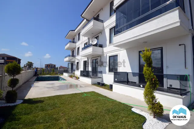 Sakarya Karasu Da Havuzlu Yeni Ve Lüks 2+1 Ara Kat !! 3