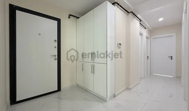 Weal World' Den Bahçelievler De K.otoparklı, Butik Sitede, Geniş 3+1 ... 1