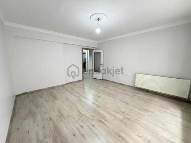 Gökçe Emlak'tan Sarayda Giysi Odalı 3+1 Full Yapı Satılık Daire 5