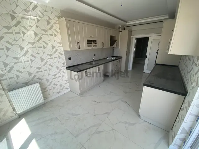 Sincan Saraycık Mahallesinde 4+1 Satılık Daire Sincan Saraycık Mahallesinde 4+1 Satılık Daire