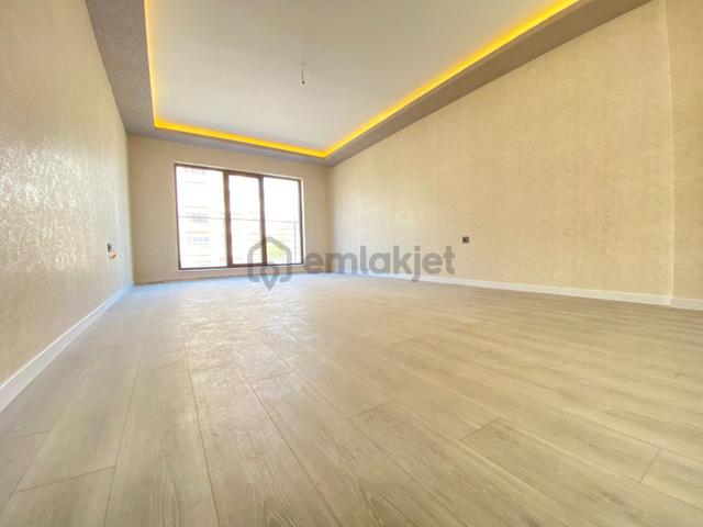 Gökçe Emlak'tan Sarayda Tam Merkezde Sıfır Ultralüx Daire 2