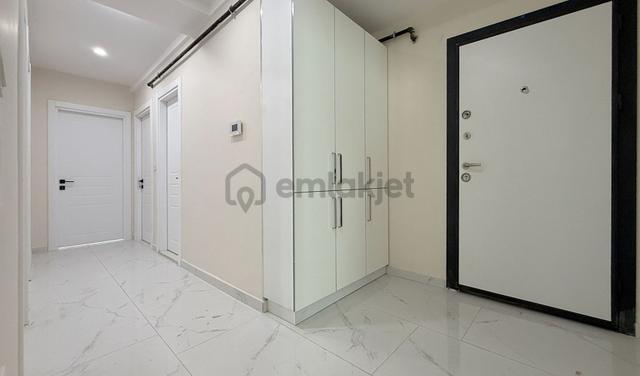 Weal World' Den Bahçelievler De Site İçi, 3+1, Geniş Şık Daire ... 3