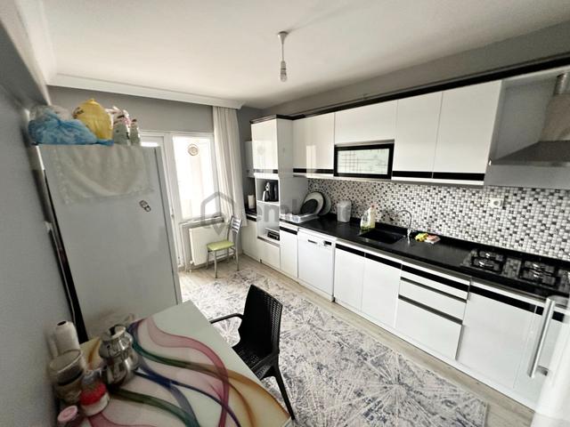 Cihandan Avcılar Mahallesin Karahöyük Cadde Üzeri 3+1 Daire 3