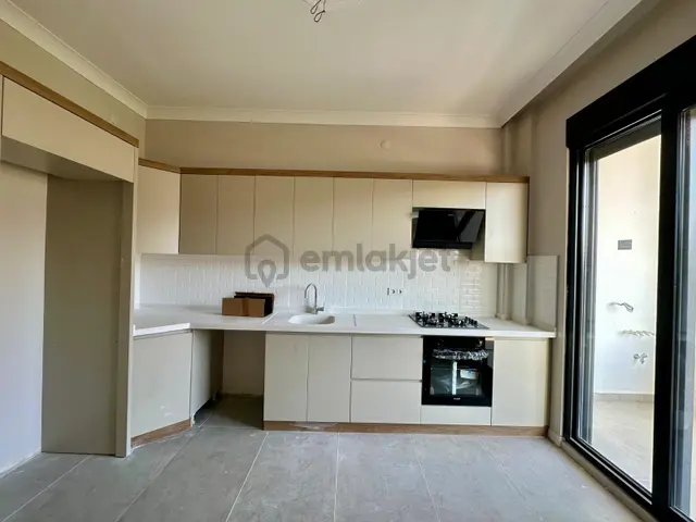 🏡 Referans'tan Güre'de Doğa Manzaralı Bahçe Kullanımlı 3+1 Dubleks 2