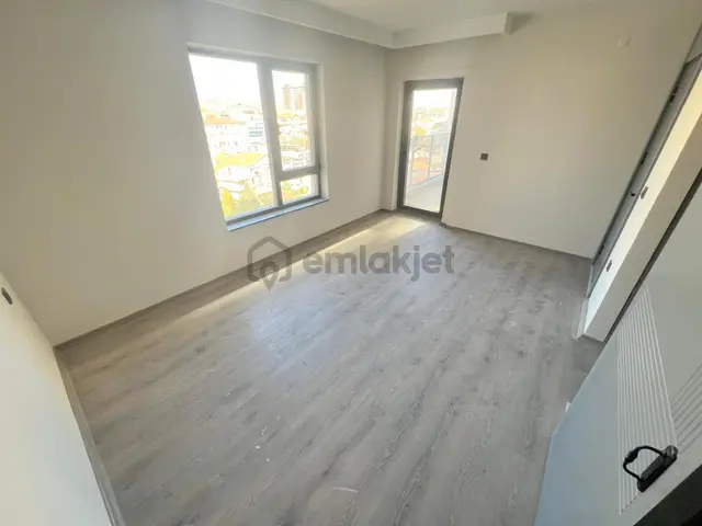 Şafak'tan Pozitif Panorama'da Yüksek Kat-g.odası-e.banyo-güney! 3