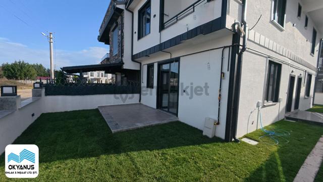 Sakarya Kocaali'de Bahçeli 3+1 Villa 3