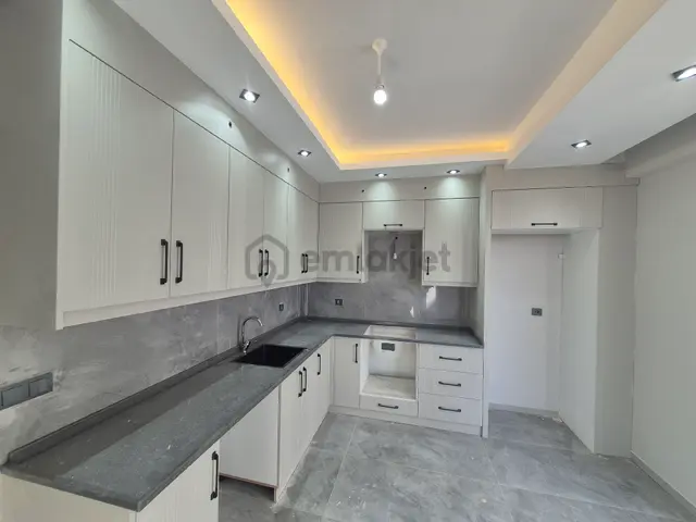 Çalışkandan Yeni Şafak Mah 3+1 140 M2 5