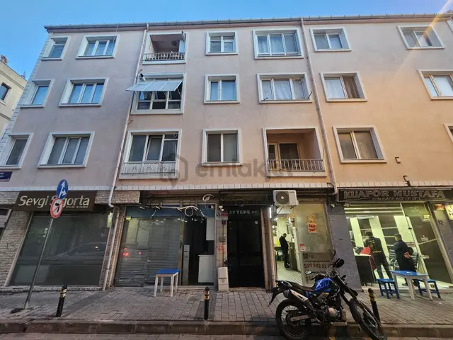 Mükemmel Lokasyonda Uygun Fiyat Kapalı Mutfak 2+1 Satılık Daire 1