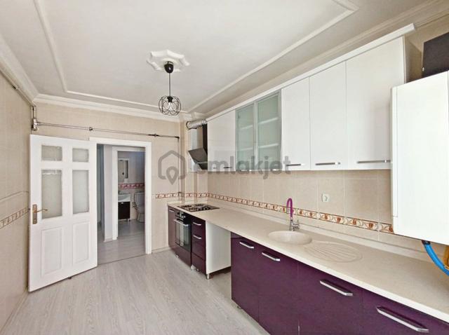 Pamuklarda Kızılcahamam Cad Üzeri Masrafsız Manzaralı Çift Banyo 3