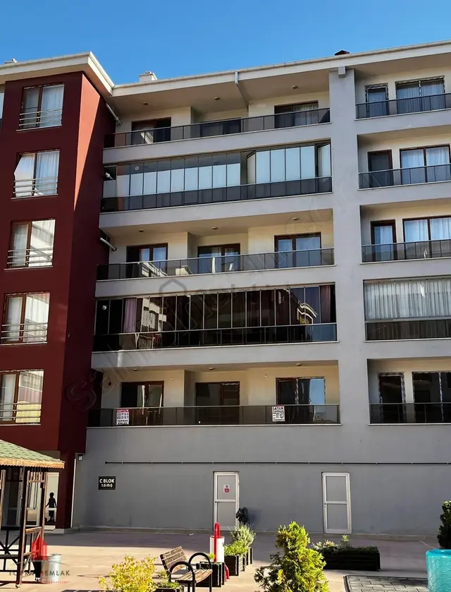 Tramvaya Yakın İşgalamanda 3+1 Sıfır Satılık Daire 3