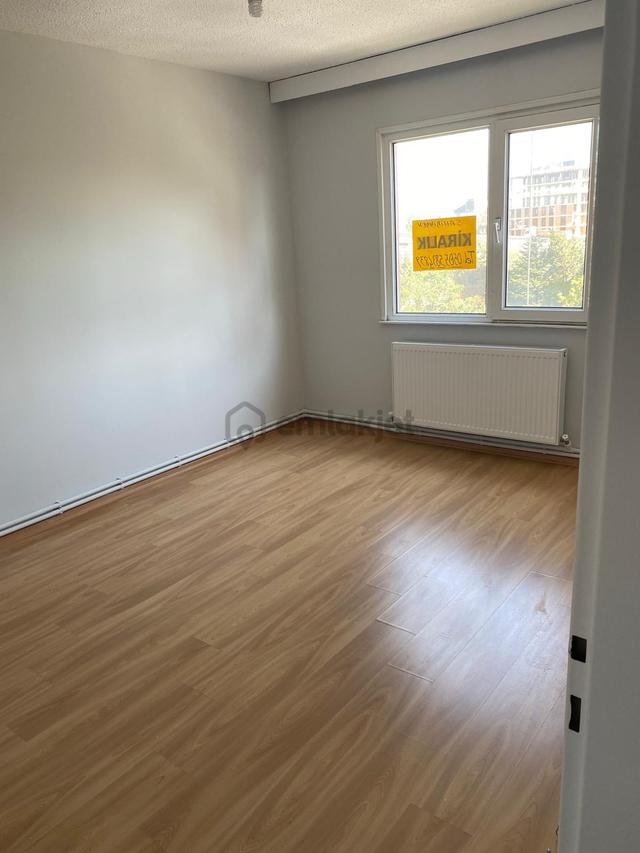 Tekirdağ / Organize Emlak Konutlarında 2+1 Satılık Fırsat Daire 3