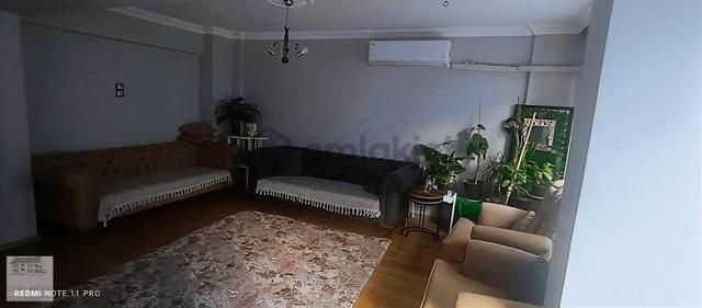 Çiçek Emlaktan Geniş 2+1 Satılık Ara Kat 2