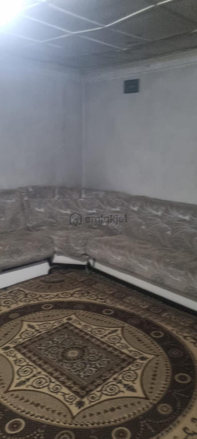 Akhisar Zeytinliova’da Köy İçinde 2 Katlı Satılık Müstakil Köy Evi 4
