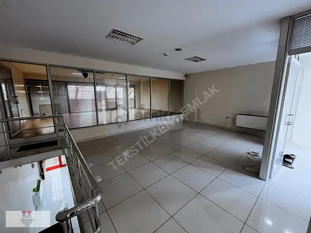Lüks Yapılı Plaza Ve Çarşıya Komşu Bölmeli 160m2 Kiralık İşyeri 1