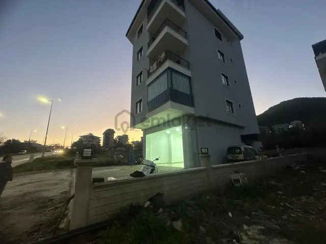 Alanya Çıplaklı Mah.kiralık 40 M2 Dükkan 1