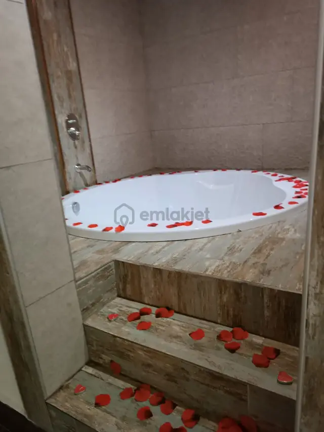 Ateş Suıt 7/24 Resepsiyon Apart Otel 2 Kişilik Küvet 165 Smart Tv 2