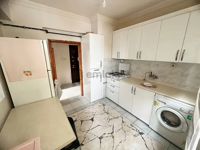 Güventepe Caddede 2.kat Güney Cephe3+1 Daire Büyüklüğünde Depolu 3