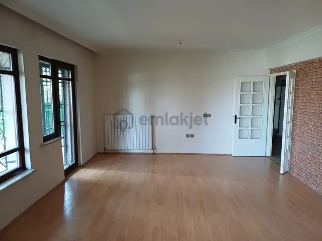 Gop Üst Koza Da Uğurmumcu Cad Yakın İçi Yapılı Kot 3 De 85m2 2+1 Bahçe Katı Kiralık Daire 4