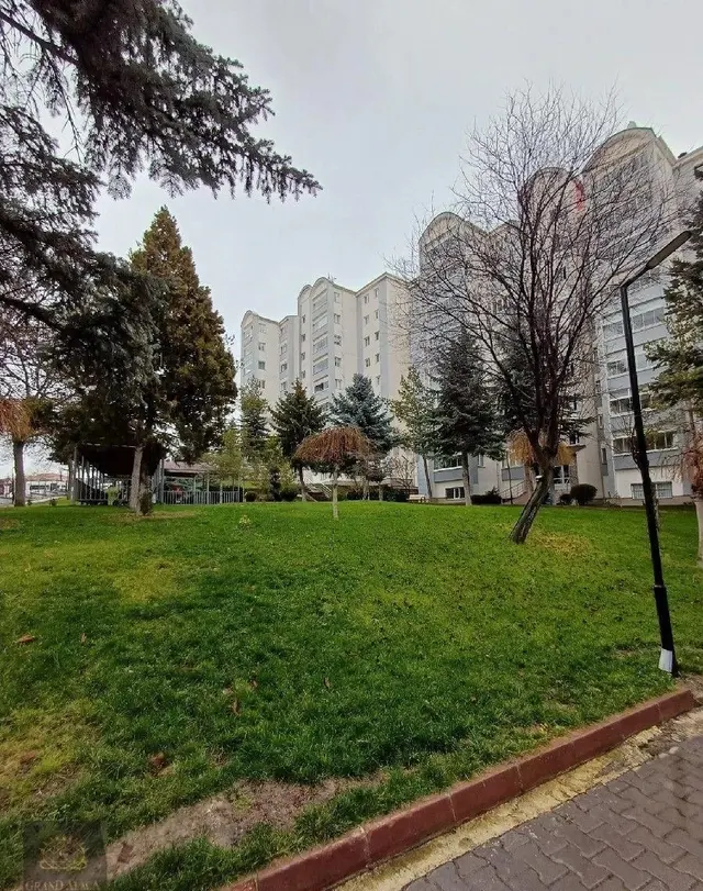 Etimesgut Elvankent Oğuzlar Da Asansörlü Ful Yapılı Satılık 3+1 5