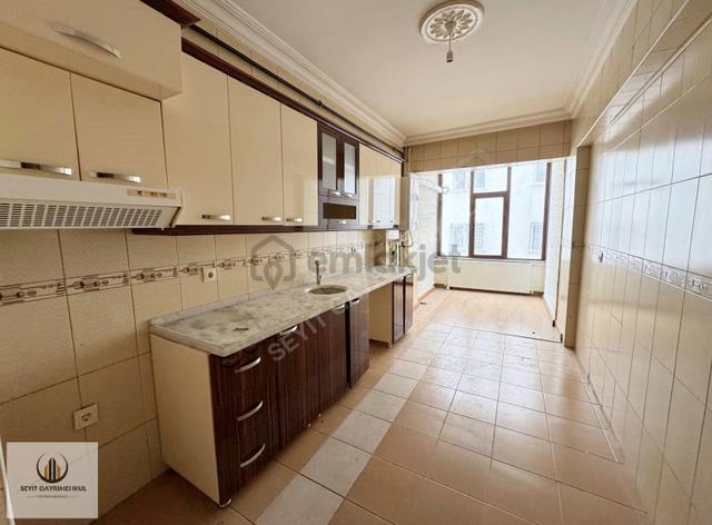 ▄seyit Gayrimenkul▄akşemsettin Mh.3.kat Konumlu Manzara Cep.115m 3