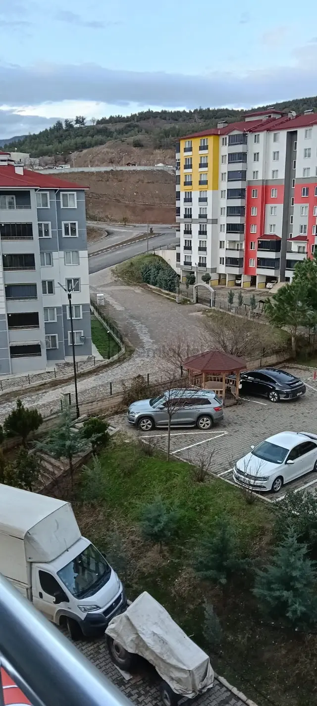 Adalet Gold Group Emlak'tan Ayvaz Mahallesi'nde Eşsiz Doğa Manzarasıyla Satılık 4+1 Daire Uygun 3